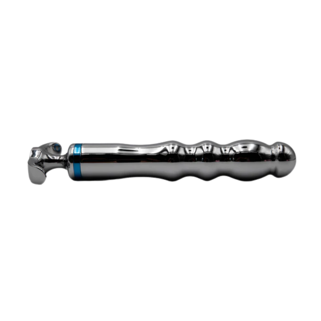 Hidden Treasure – Luxe Ribbed Metal Vibrator