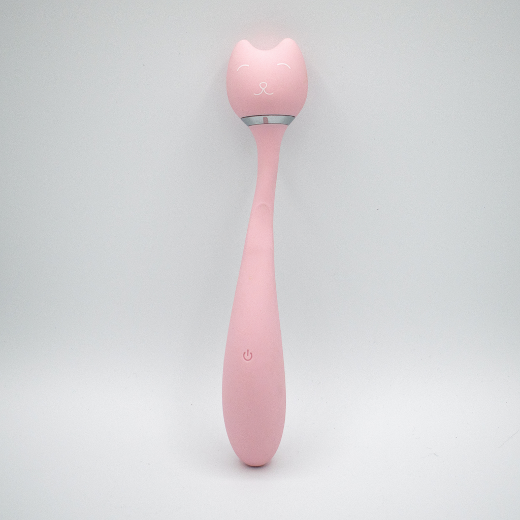 Purrs Like a Kitten Wand Vibrator